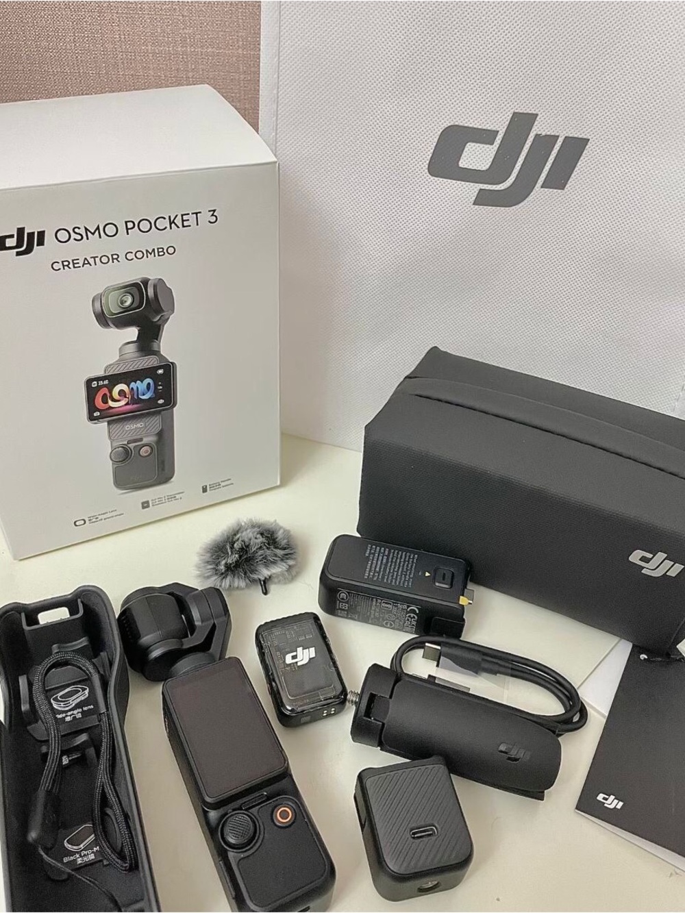 DJI Osmo Pocket 3 Accessories Bundle - Black